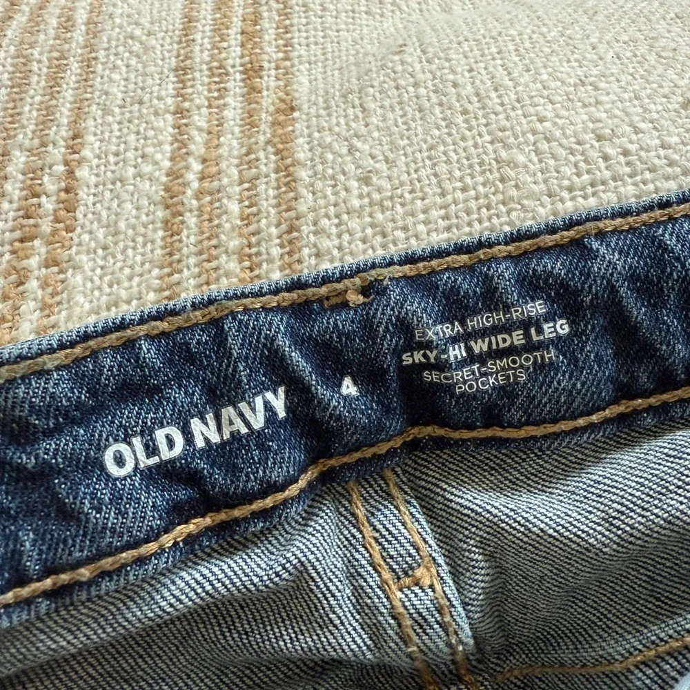Size 4 Sky-High Wide Leg Jeans - Picture 4 of 5